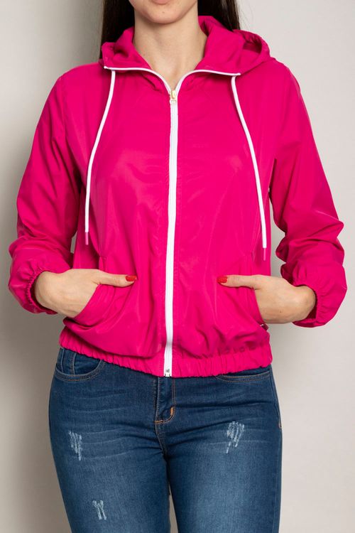 Chaqueta rompe vientos