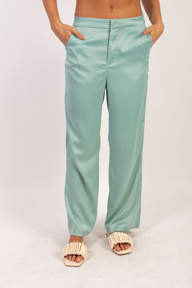 Pantalones--\tliviano