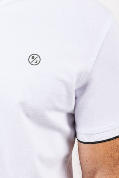 Camiseta Masculina Polo Cuello Nerú Essential en Piqué Lycrado