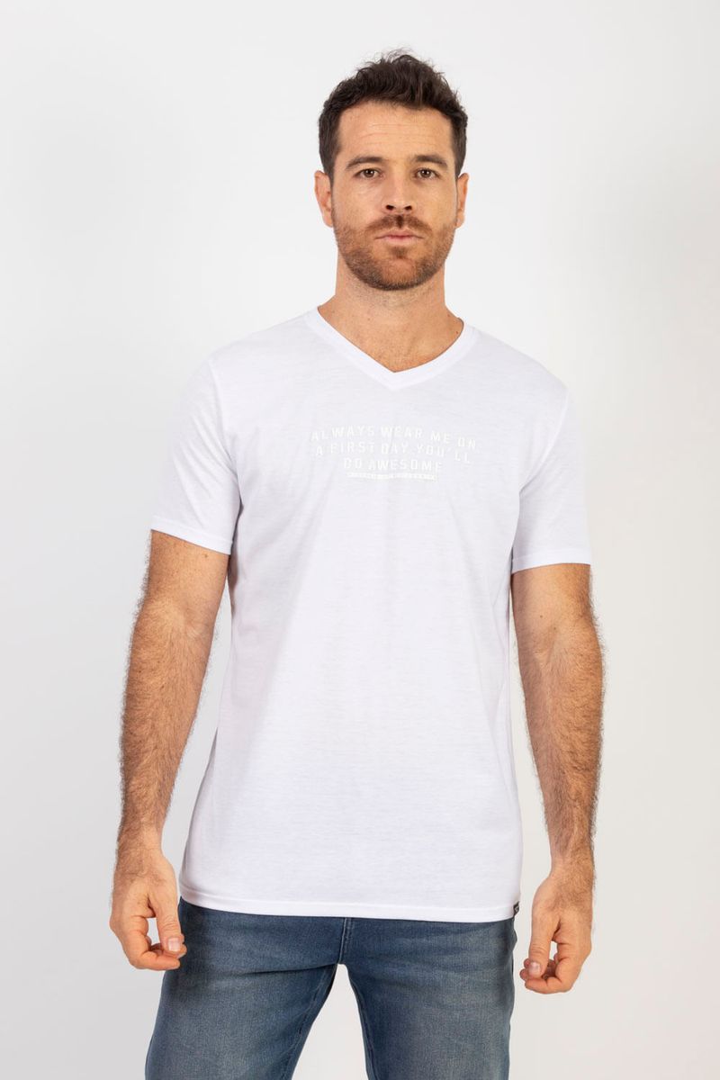 Camiseta-cuello-V
