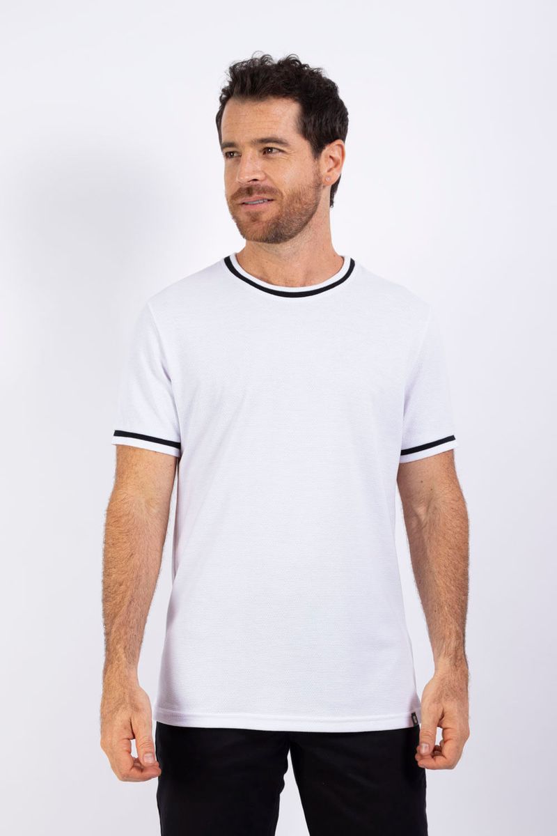 Camiseta-cuello-redondo