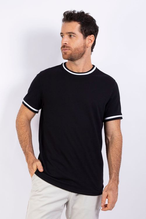 Camiseta Masculina Cuello Redondo Essential en Tela con Textura
