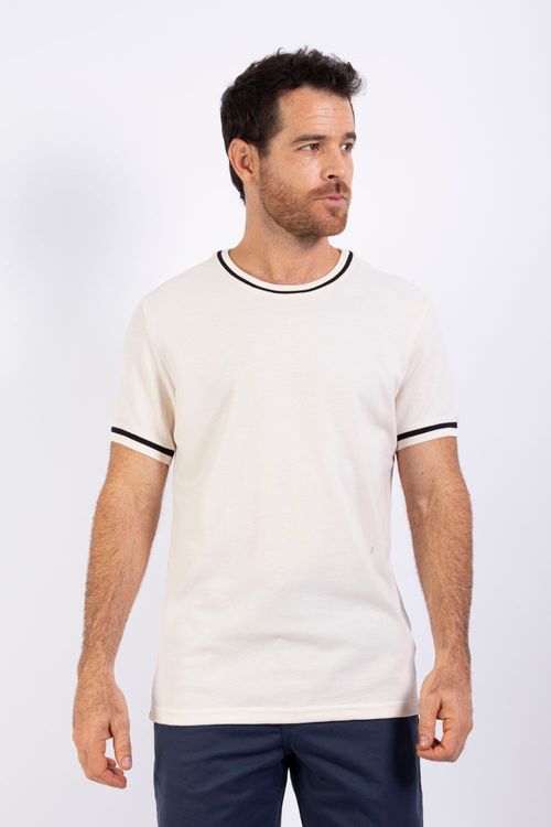 Camiseta Masculina Cuello Redondo Essential en Tela con Textura