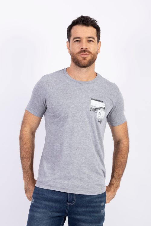 Camiseta Masculina Cuello Redondo Essential en Algodón