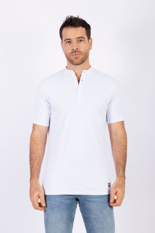 Camiseta Masculina Polo Cuello Nerú Essential en Piqué Lycrado