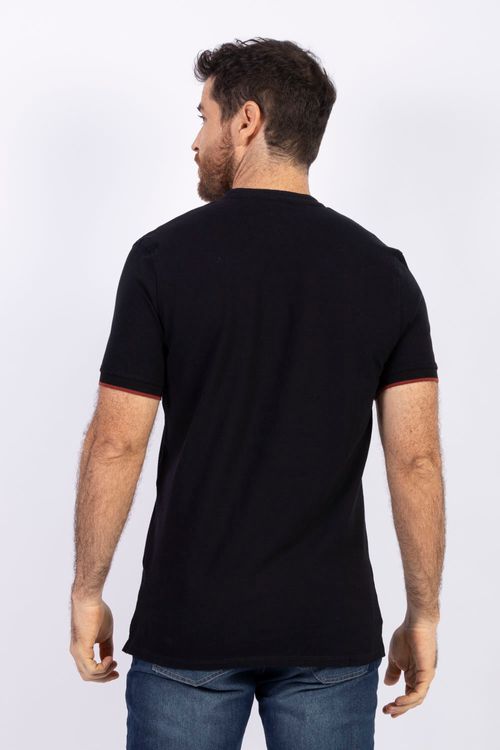 Camiseta Masculina Polo Cuello Nerú Essential en Piqué Lycrado