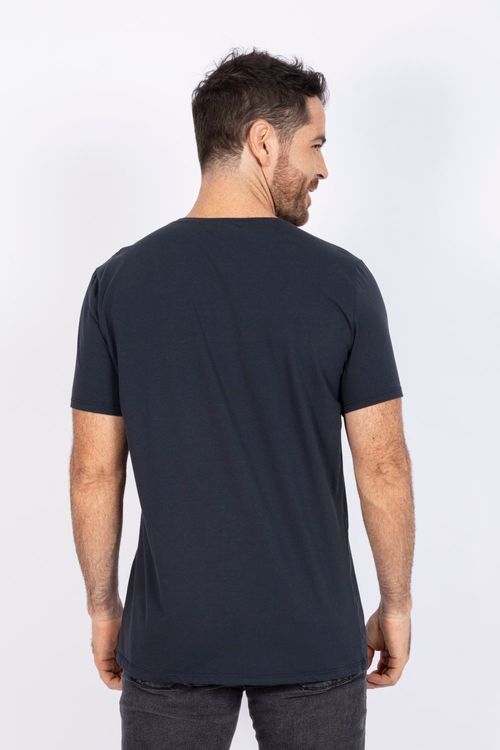 Camiseta Masculina Cuello Redondo Essential en  Lycra Fría