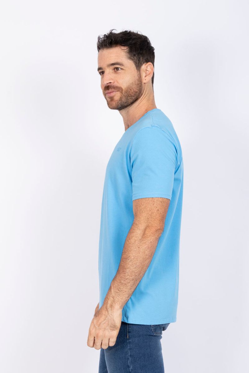 Camiseta-cuello-V