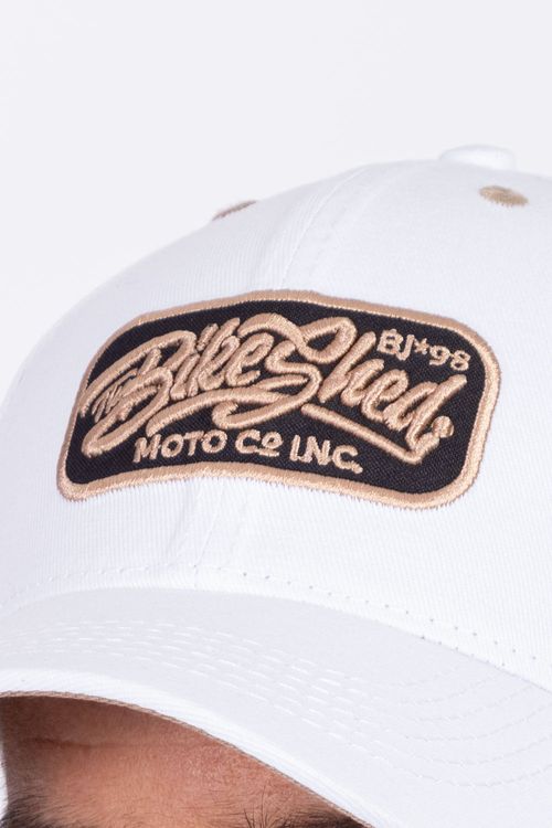 Gorra Fondo Entero con Diseño Frontal