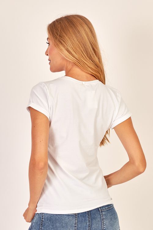 Camiseta Femenina Cuello Redondo Essential en Lycra Fría