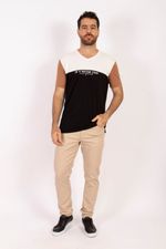 Camiseta-cuello-V