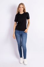 Camiseta-cuello-redondo