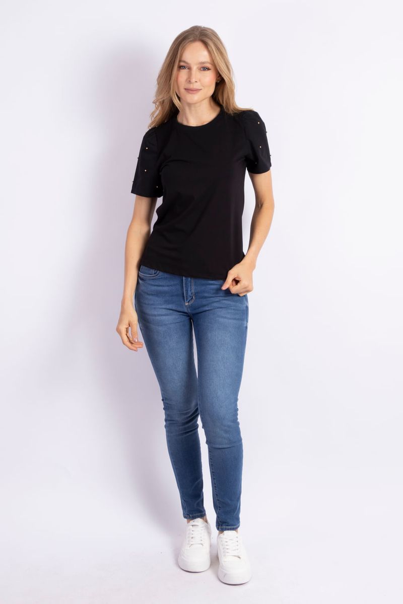 Camiseta-cuello-redondo