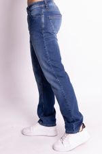Jean-regular