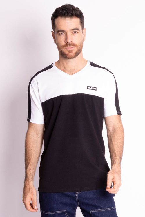 Camiseta cuello V