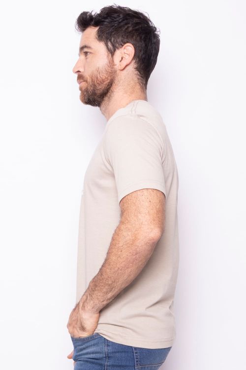 Camiseta Masculina Cuello Redondo Essential en Algodón