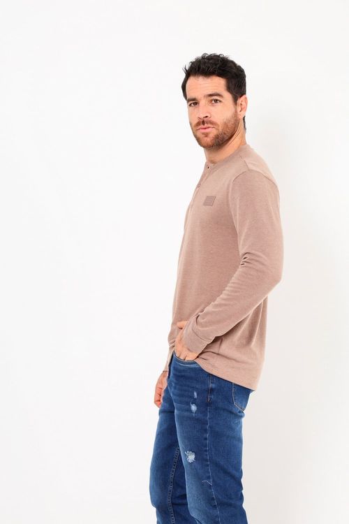 Camibuzo Henley
